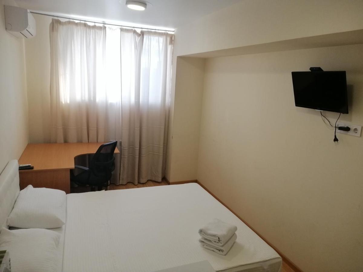Cozy Smarthouse Apartment Kiev Ngoại thất bức ảnh