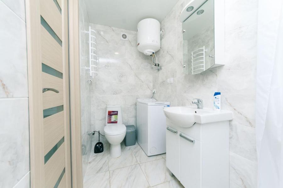 Cozy Smarthouse Apartment Kiev Ngoại thất bức ảnh