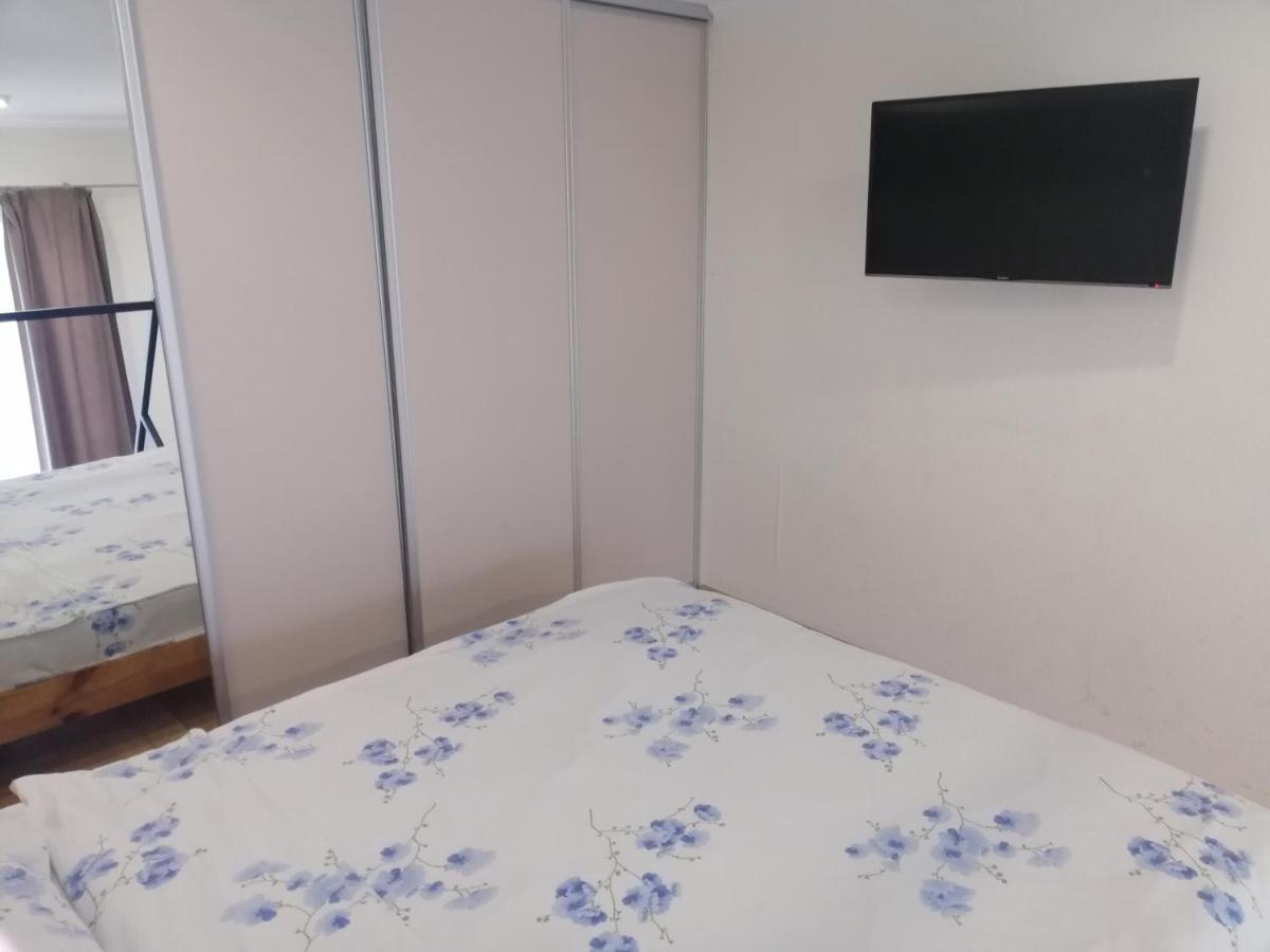 Cozy Smarthouse Apartment Kiev Ngoại thất bức ảnh