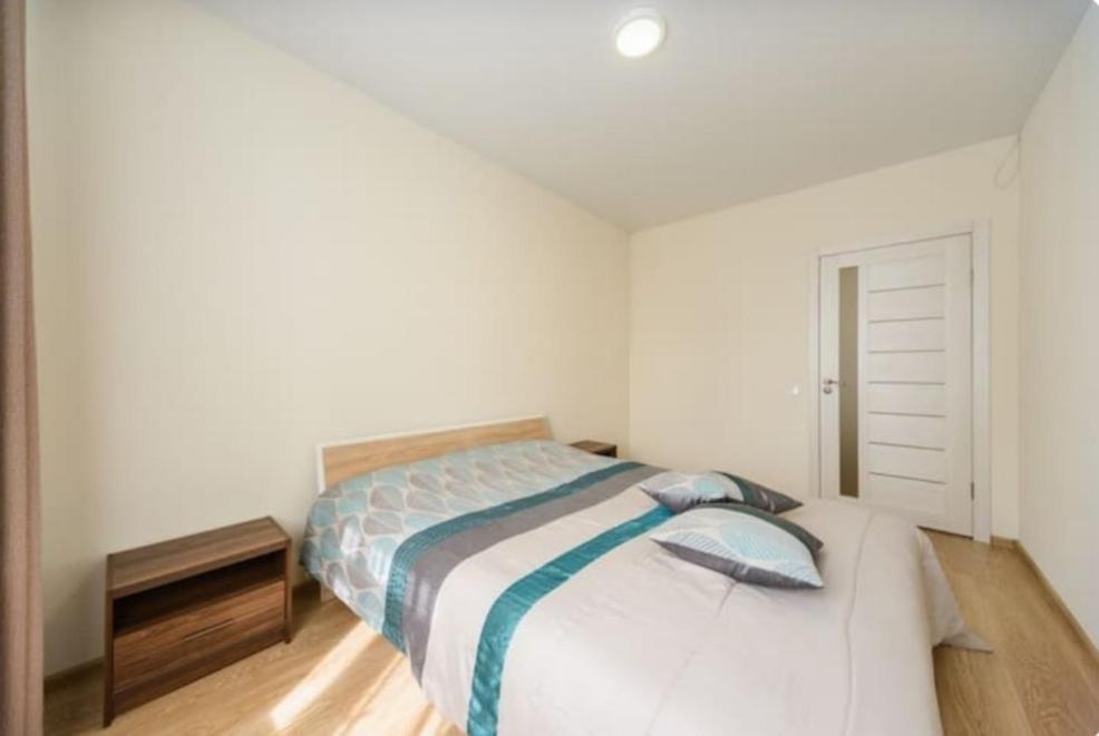 Cozy Smarthouse Apartment Kiev Ngoại thất bức ảnh